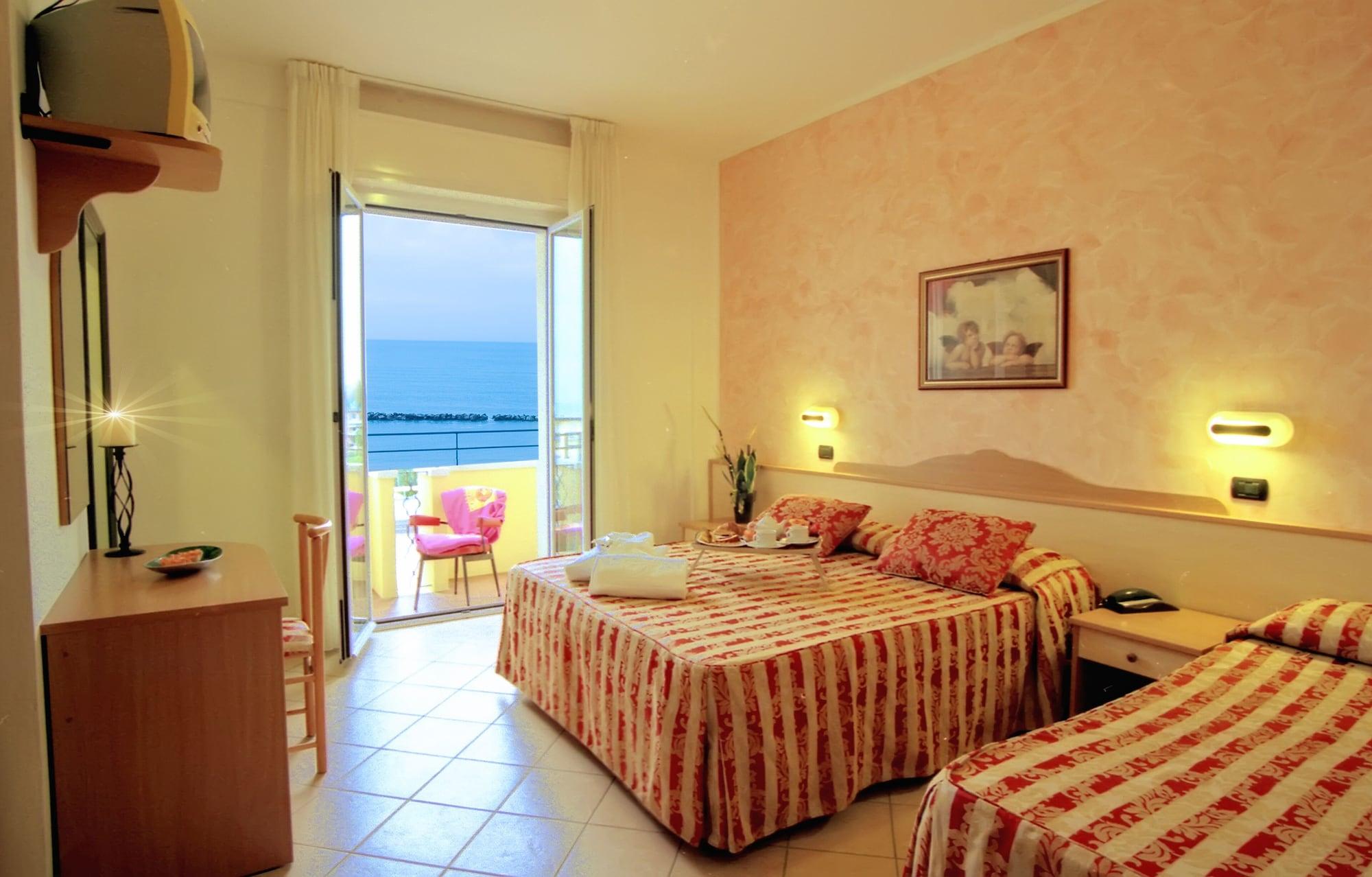 Hotel Palos Rimini Exterior photo