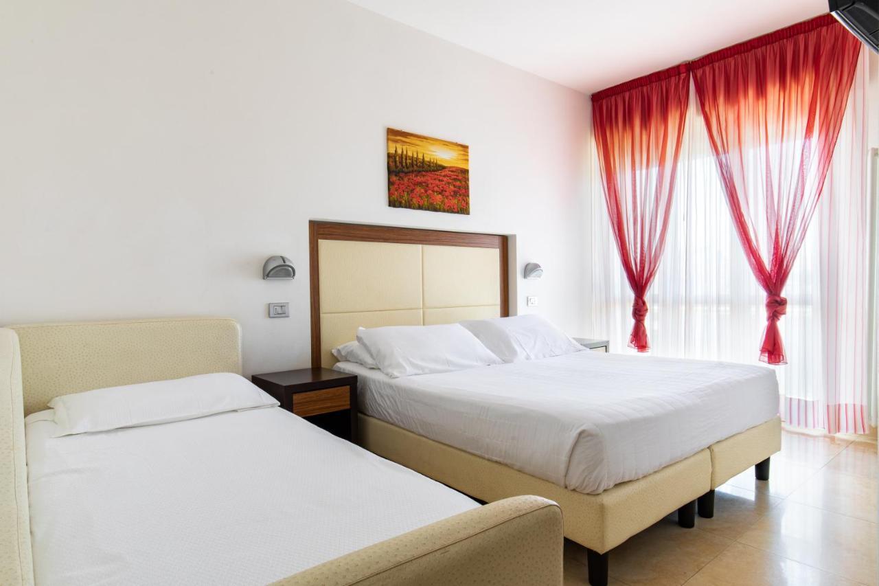 Hotel Palos Rimini Exterior photo